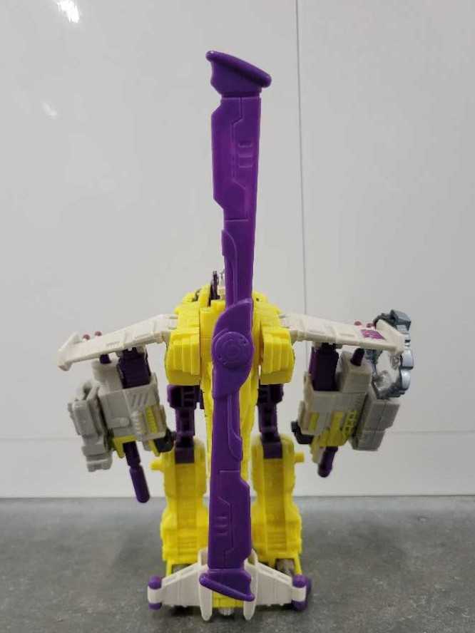 Buzzsaw Robot Mode - Hasbro (Cybertron) action figure collectible - Main Image 4