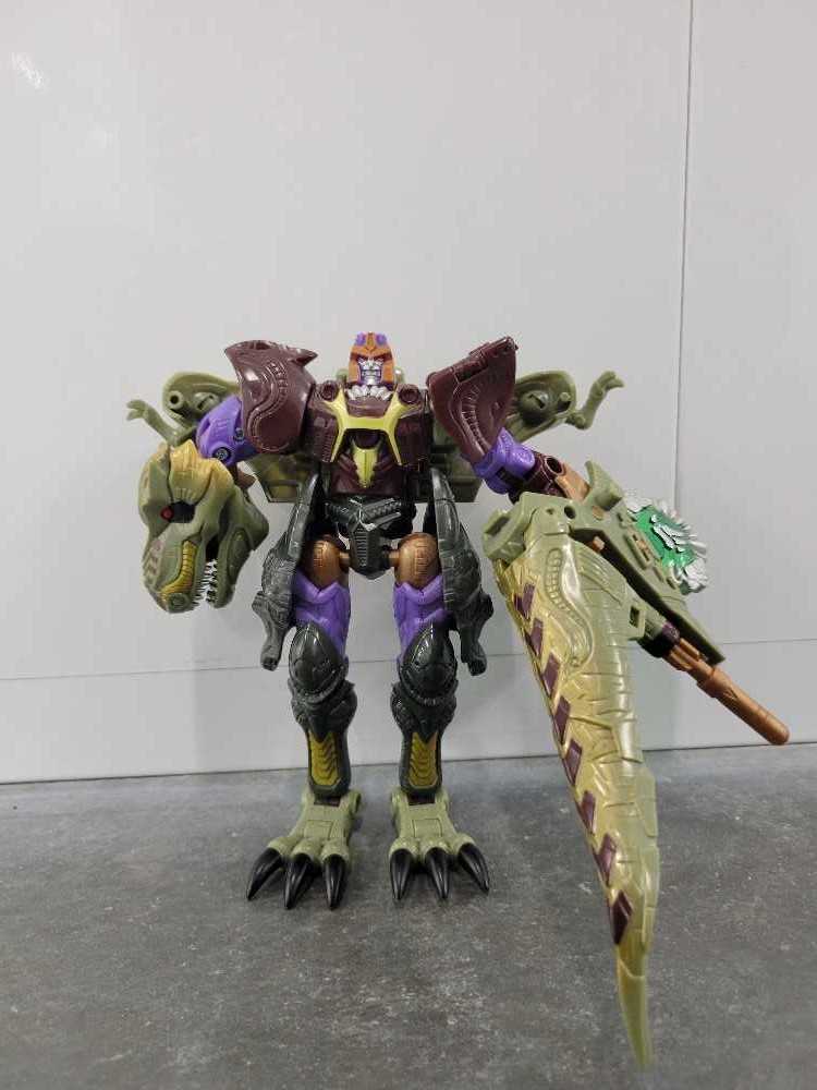 Megatron Jungle Planet - Hasbro (Cybertron) action figure collectible - Main Image 2
