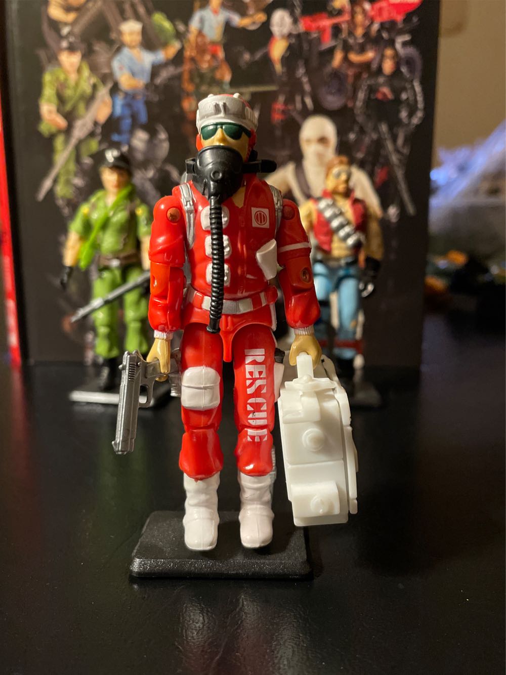 Lifeline - Hasbro (Vintage G.I. Joe) action figure collectible [Barcode 038976064658] - Main Image 3