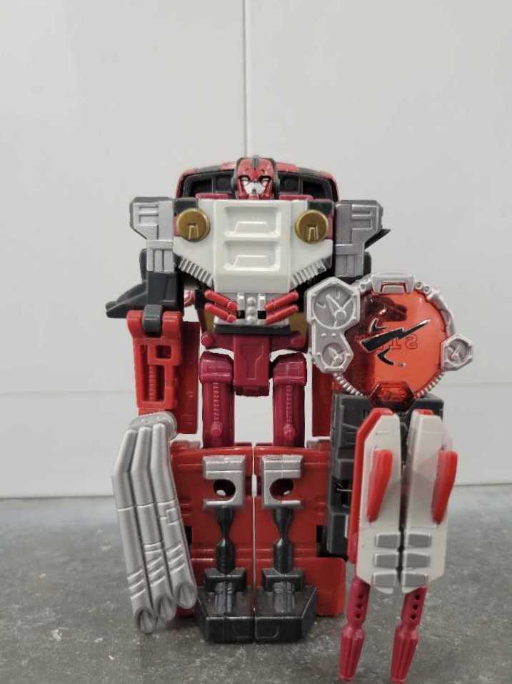 Swerve Missing 1 Exhaust Pipe - Hasbro (Cybertron) action figure collectible - Main Image 2