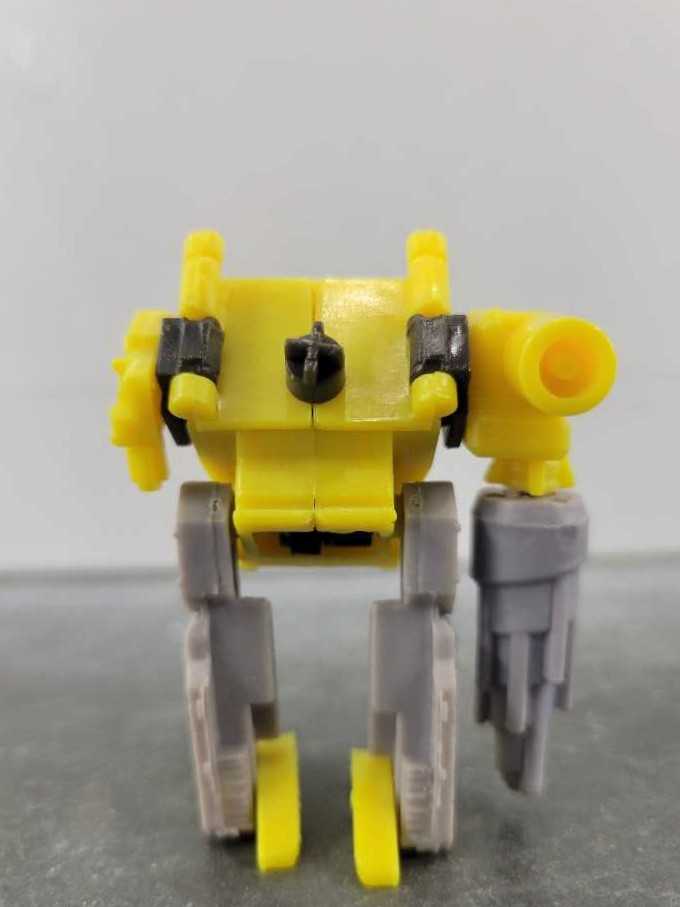 Monocle VS Scattorbrain - Hasbro (Cybertron) action figure collectible - Main Image 3