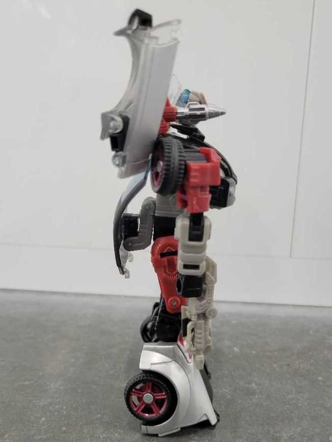 Silverstreak Bluestreak Robot Mode - Hasbro (Universe 2.0) action figure collectible - Main Image 3
