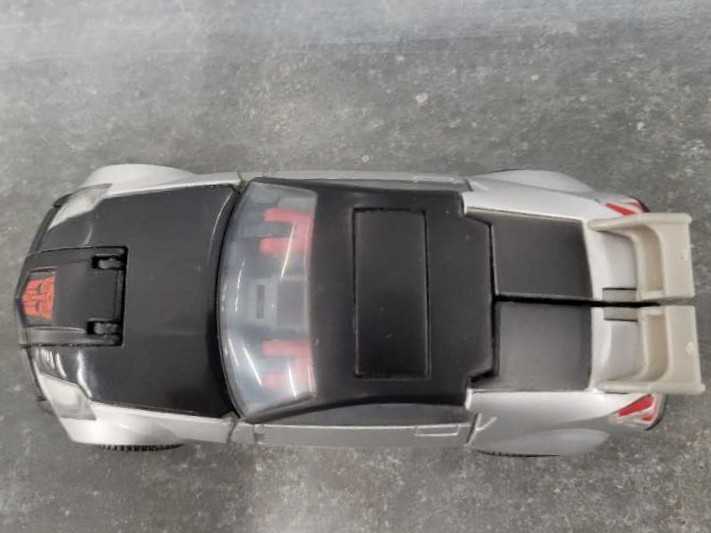 Silverstreak Bluestreak Vehicle Mode  - Hasbro (Universe 2.0) action figure collectible - Main Image 2