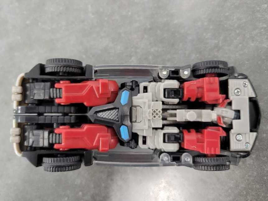 Silverstreak Bluestreak Vehicle Mode  - Hasbro (Universe 2.0) action figure collectible - Main Image 4