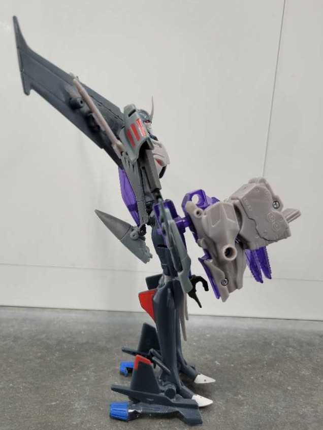 Starscream Robot Mode  - Hasbro (Prime) action figure collectible - Main Image 3