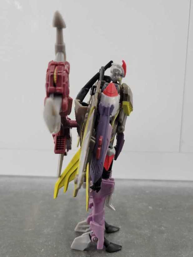 Starscream Robot Mode  - Hasbro (Prime Beast Hunters) action figure collectible - Main Image 3