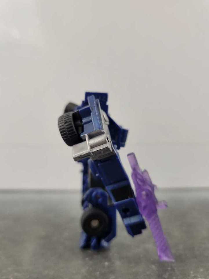 Breakdown Cyberverse  - Hasbro (Prime) action figure collectible - Main Image 2