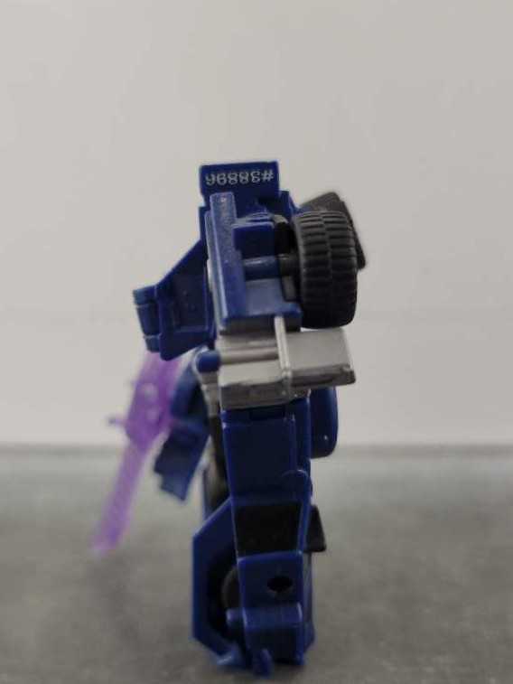 Breakdown Cyberverse  - Hasbro (Prime) action figure collectible - Main Image 4