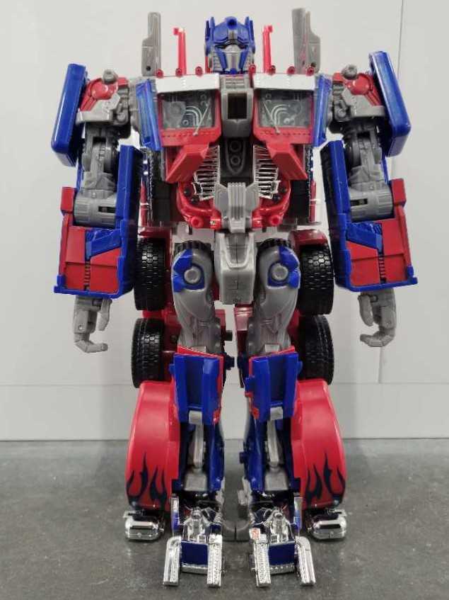 Optimus Prime Leader 10th Anniversary  - Hasbro (Movie) action figure collectible - Main Image 2