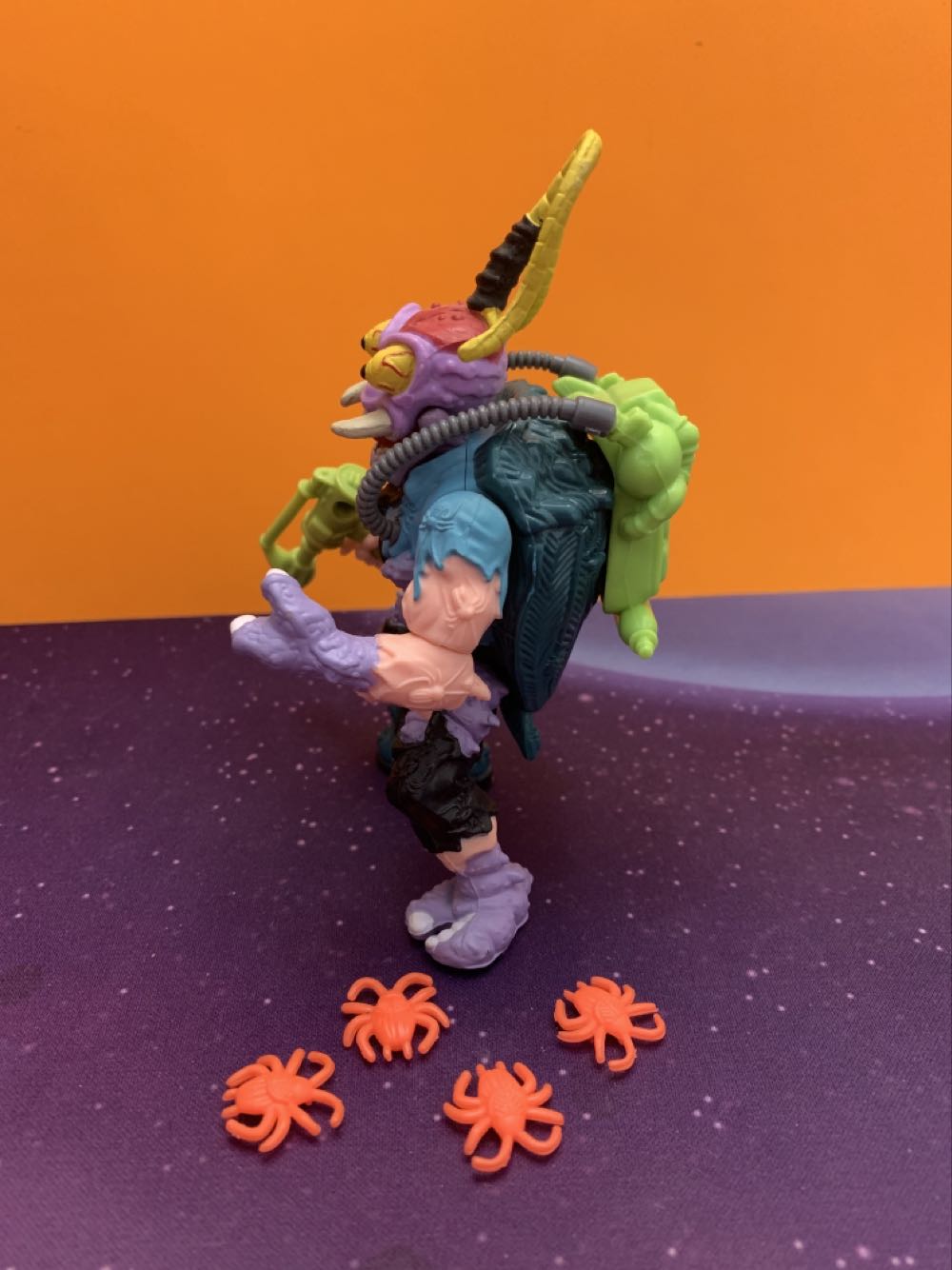 TMNT Scumbug (1990) - Playmates (Teenage Mutant Ninja Turtles (1988)) action figure collectible - Main Image 3
