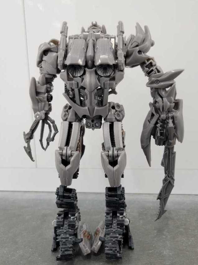 13 Megatron  - Hasbro (Studio Series) action figure collectible - Main Image 4