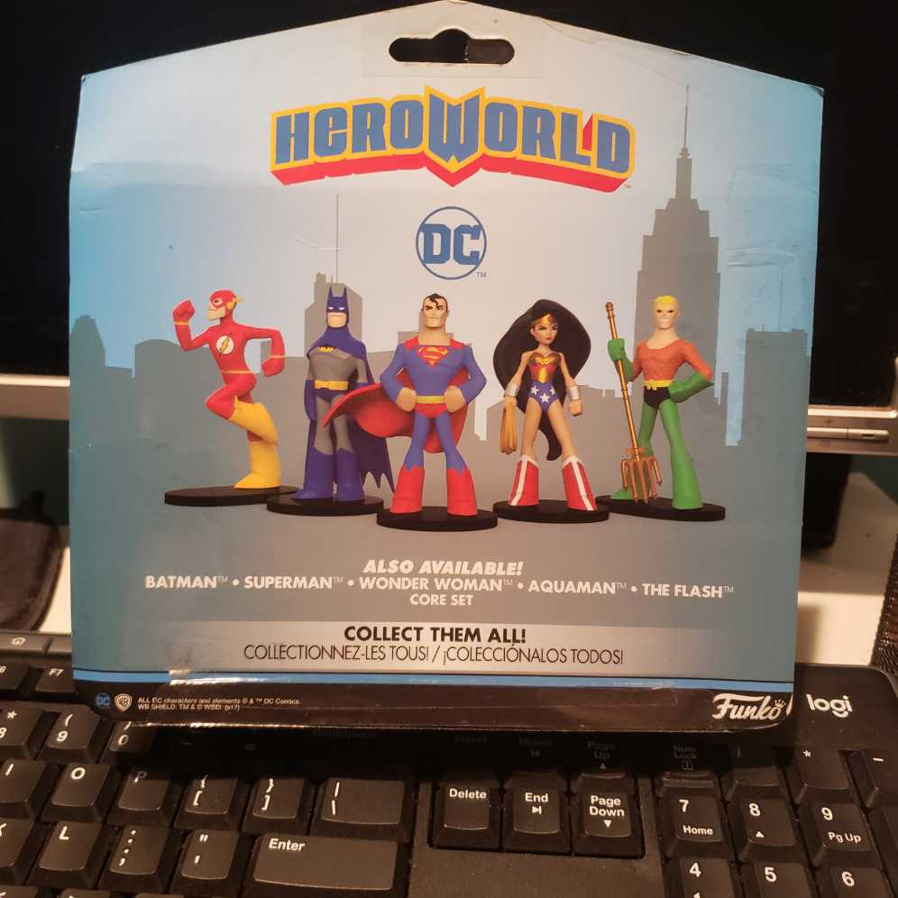 Funko Dc Hawkgirl & Hawkman & Hawkgirl - Funko (HeroWorld) action figure collectible [Barcode 889698241298] - Main Image 2
