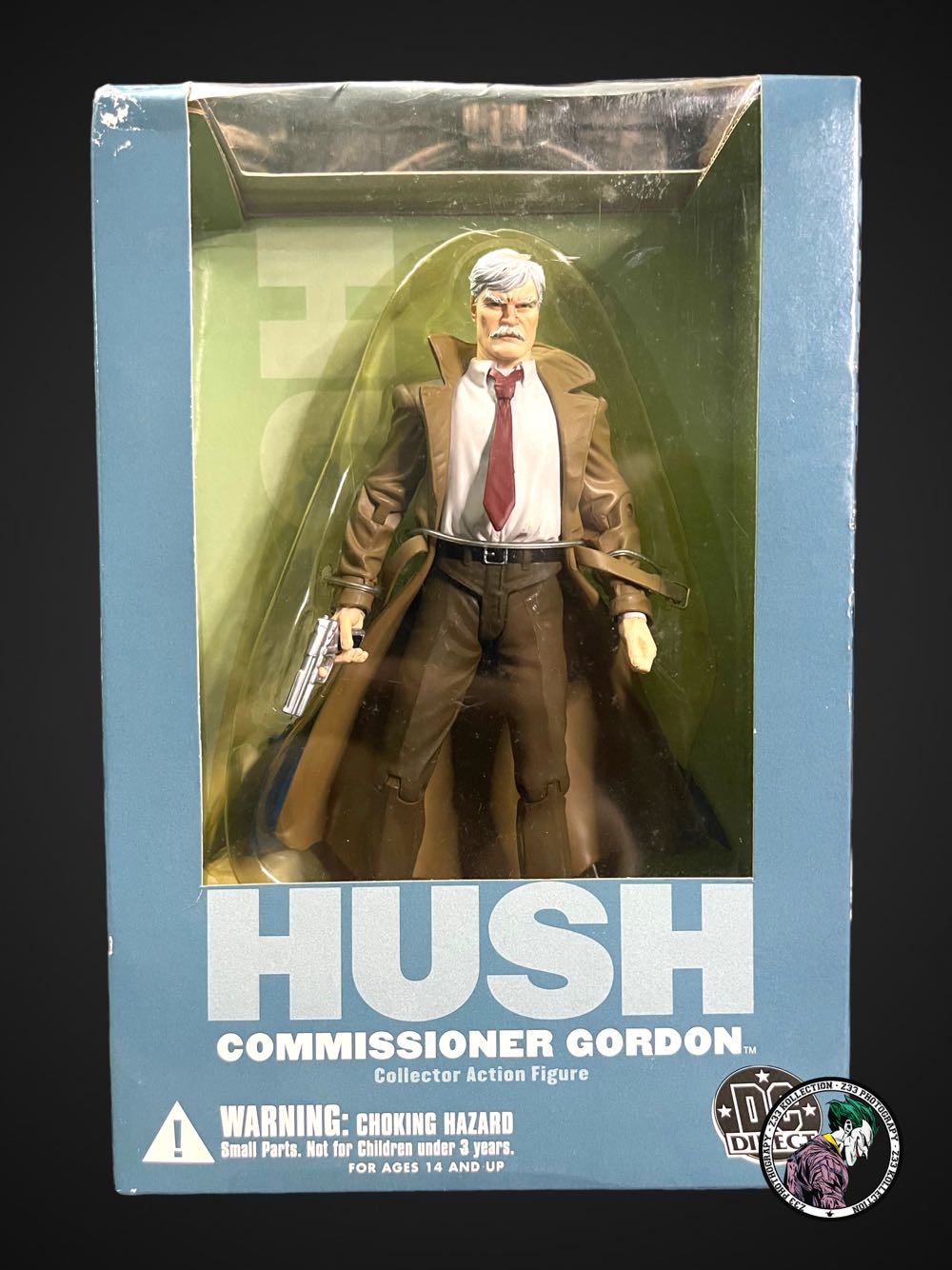 DC Direct (2005) (094x02) Commissioner Gordon - DC Direct (Batman: Hush Series 3) action figure collectible - Main Image 3