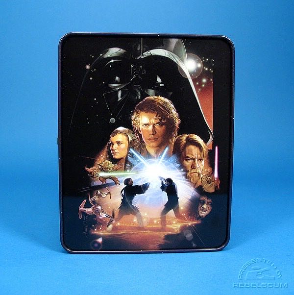 Commemorative Tin Collection - Revenge of the Sith (Exclusive) - Hasbro (Star Wars - 30th Anniversary Collection) action figure collectible [Barcode 653569290643] - Main Image 4