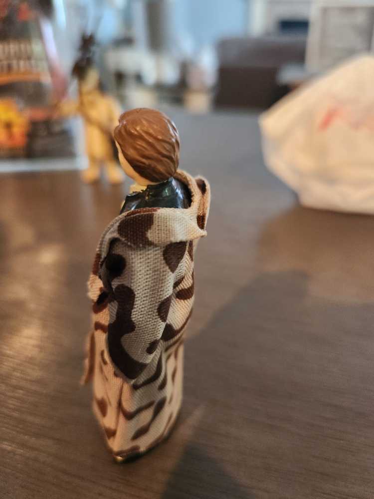 Han Solo Trench Coat (Printed Lapels) - Kenner (Star Wars: Original Kenner Collection) action figure collectible - Main Image 3