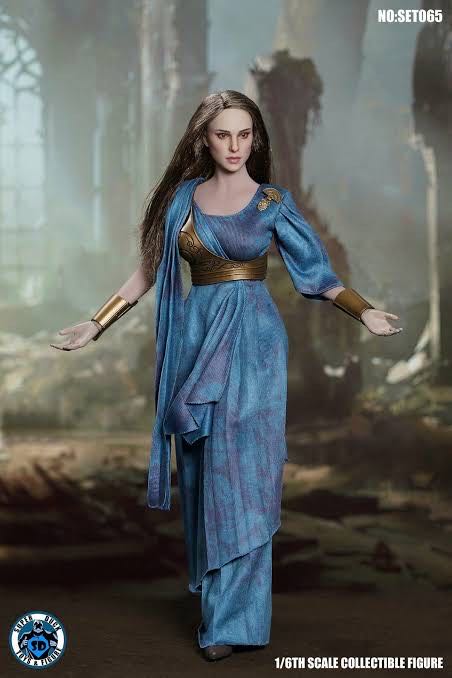 Ms Jane Foster - Super Duck (Thor The Dark World) action figure collectible - Main Image 4