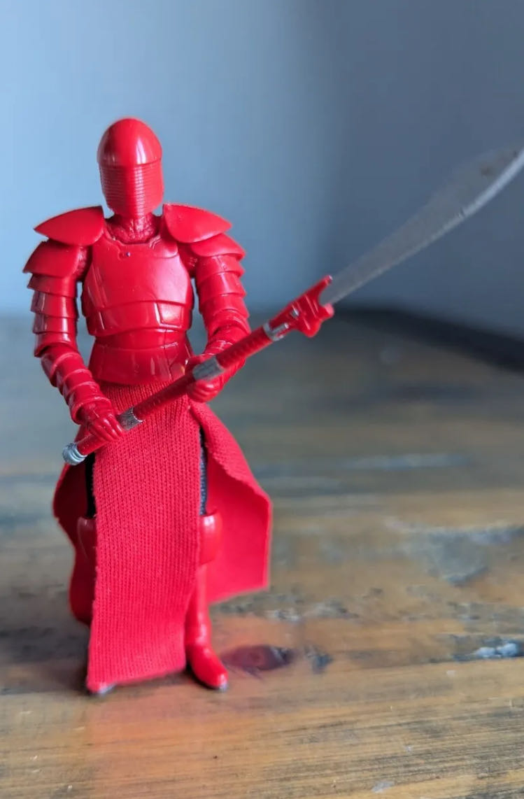 Elite Praetorian Guard TBS[P3] 3.75” - Hasbro (Star Wars Episode VIII: The Last Jedi) action figure collectible - Main Image 4