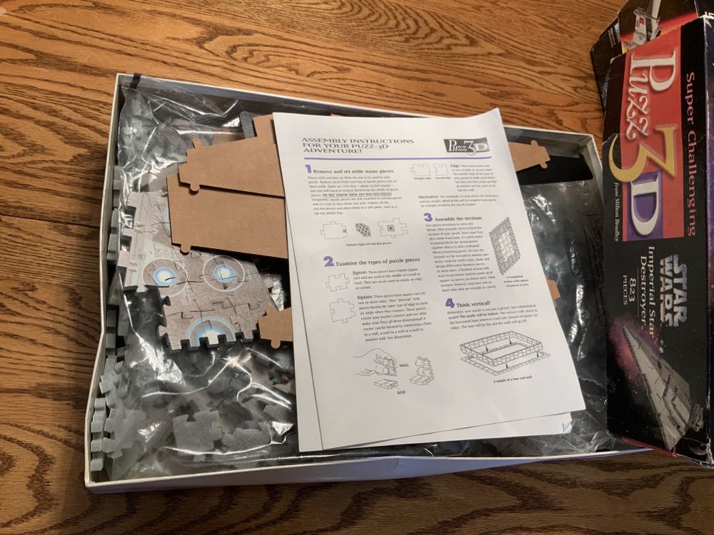 Puzzle-3d Star Wars Imperial Star Destroyer 823 Pieces  (Star Wars Puzzle) action figure collectible [Barcode 032244046179] - Main Image 3