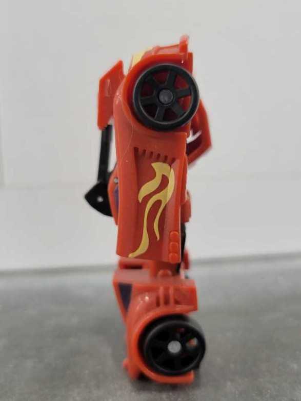 Rodimus Hot Rod Robot Mode - Hasbro (Universe 2.0) action figure collectible - Main Image 2