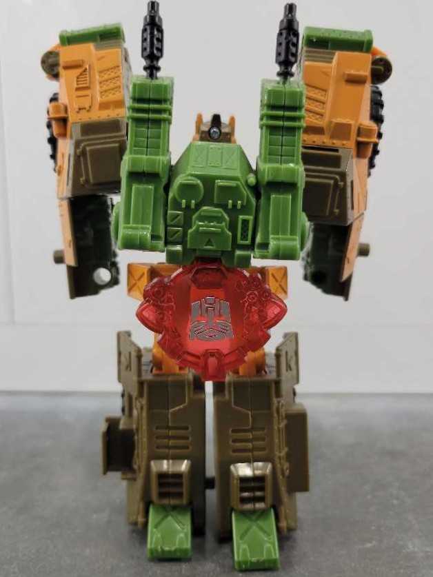 Roadbuster VS Dirge Autobot Ambush Target - Hasbro (Universe 2.0) action figure collectible - Main Image 4