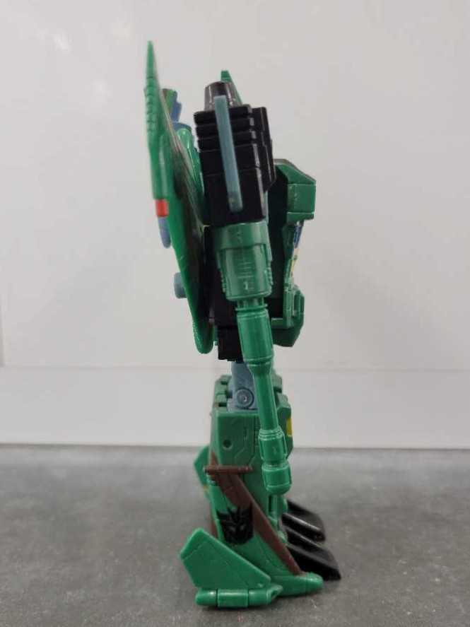 Acid Storm 2nd Robot Mode - Hasbro (Universe 2.0) action figure collectible - Main Image 3