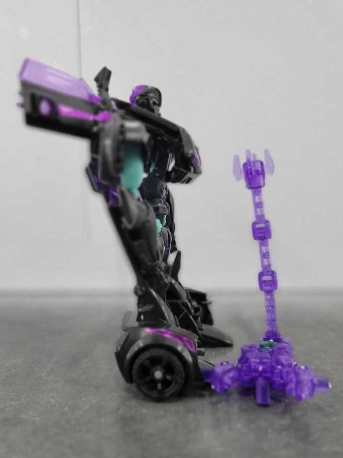 Bumblebee Terrorcon With Zori Aeon - Hasbro (Arms Micron) action figure collectible - Main Image 3