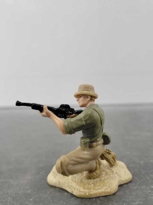 Sergeant Donnelly With Sergeant Epps, Jorge Figueroa And Scorponok Desert Attack Screen Battles - Hasbro (Movie) action figure collectible - Main Image 3