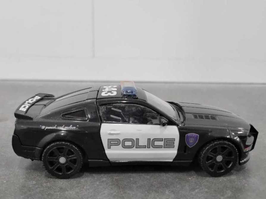 Barricade With Frenzy 3rd Vehicle Mode - Hasbro (Movie) action figure collectible - Main Image 3
