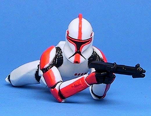 Clone Trooper Army (Red Captain) - Hasbro (Star Wars - The Clone Wars 2003 Realistic) action figure collectible [Barcode 076930849873] - Main Image 4