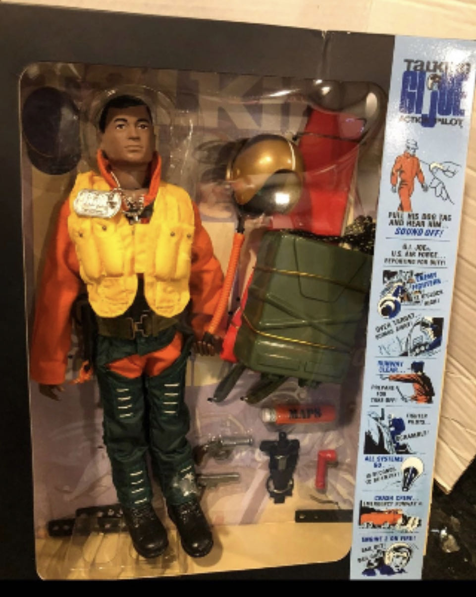 GI Joe Timeless Collection III Talking Action Pilot - Hasbro - G.I. Joe (Coast Guard) action figure collectible - Main Image 2