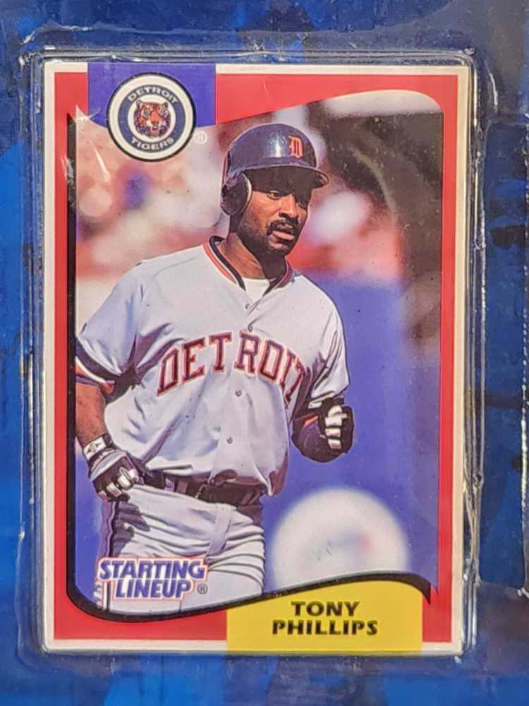 Tony Phillips - Kenner (Starting Lineup: Baseball) action figure collectible [Barcode 076281683379] - Main Image 4