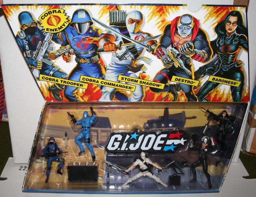 Destro v14 - Hasbro (G.I. Joe: 25th Anniversary) action figure collectible - Main Image 2