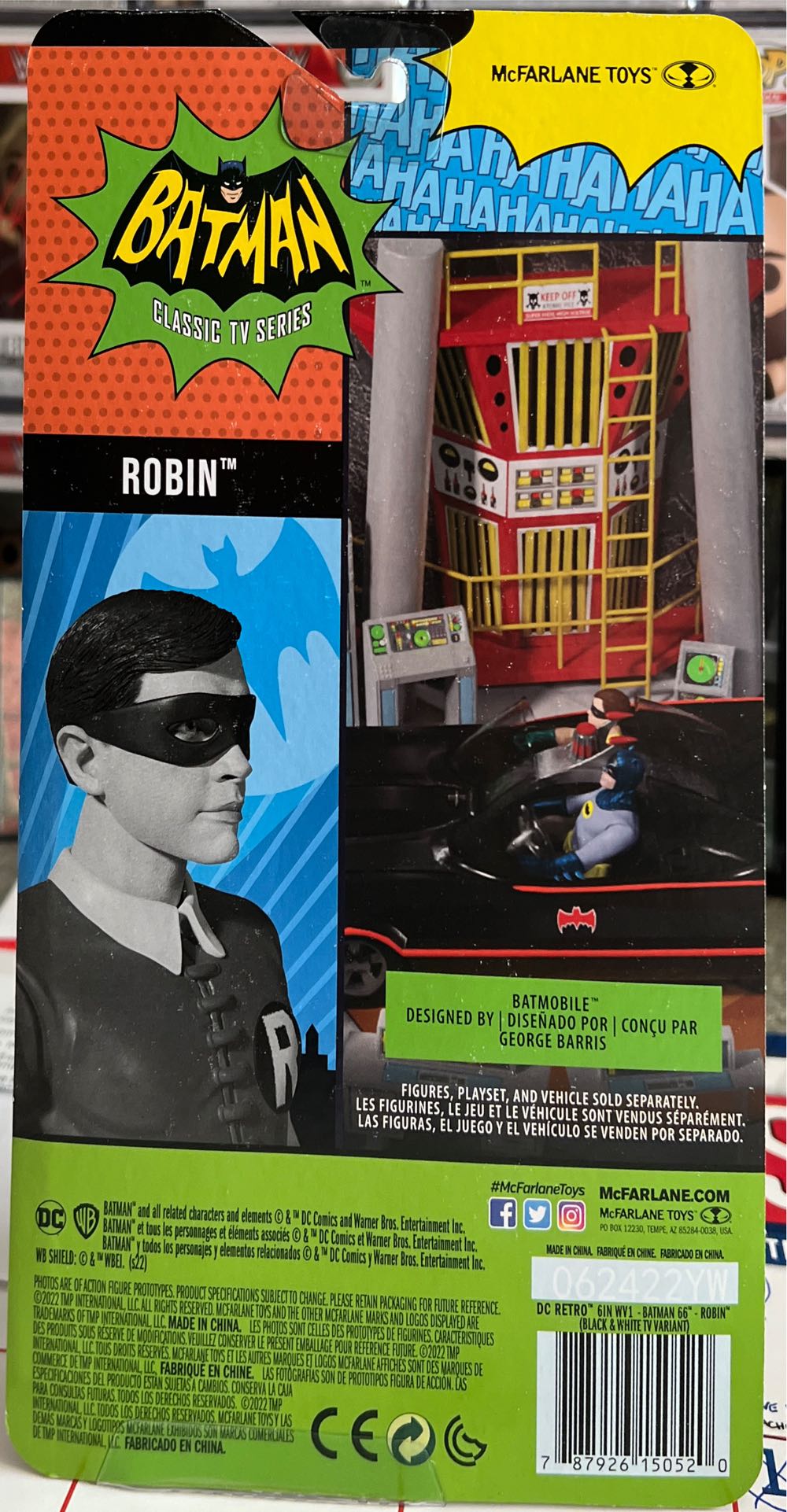 Batman Classic TV Series - Robin (Black & White Variant) - McFarlane Toys (Batman ‘66) (DC) action figure collectible [Barcode 787926150520] - Main Image 2