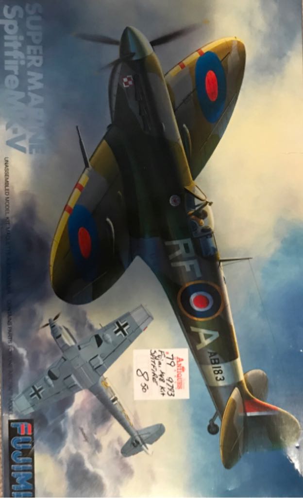 Super Marine Spitfire MK-V - Fujimi (Plane) action figure collectible - Main Image 1