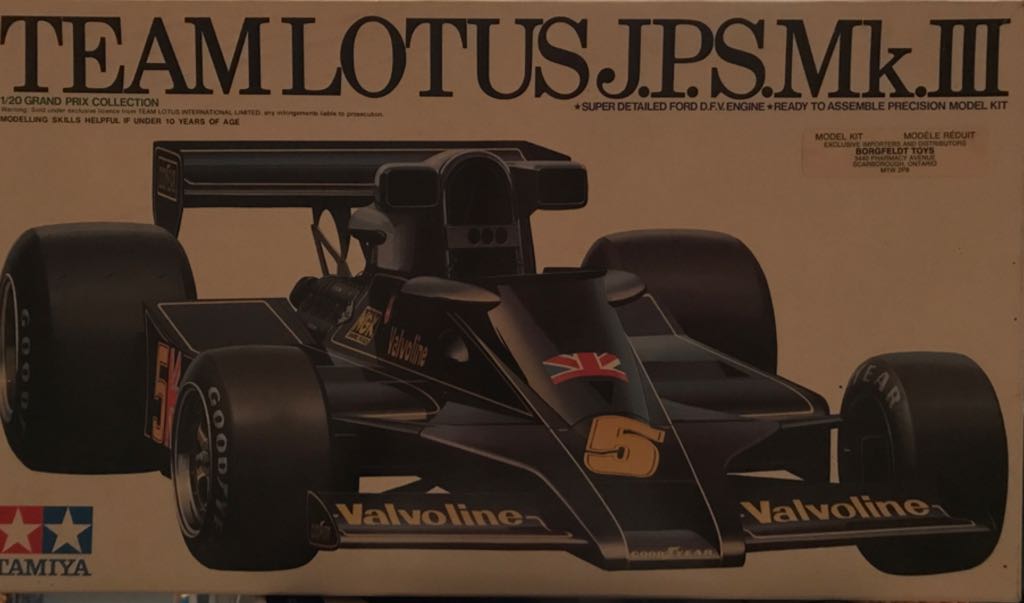 v) Trade Federation Tank