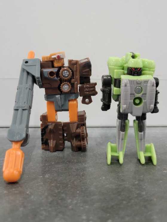 Thunderblast VS Sky Lynx  - Hasbro (Cybertron) action figure collectible - Main Image 4