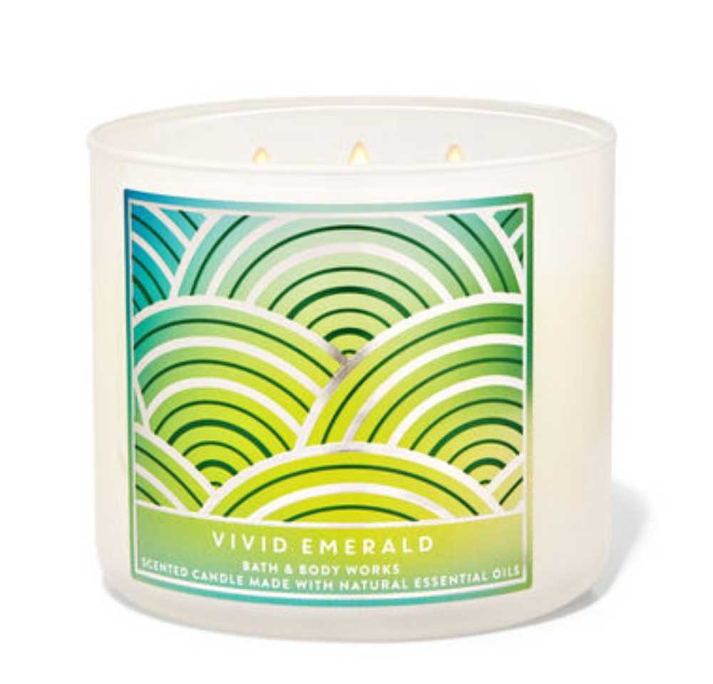 CANDLE: St. Patrick’s Day Bath & Bodyworks Vivid Emerald 2023 - Bath & Bodyworks Candle (St. Patrick’s Day Candle) action figure collectible [Barcode 667557916767] - Main Image 3