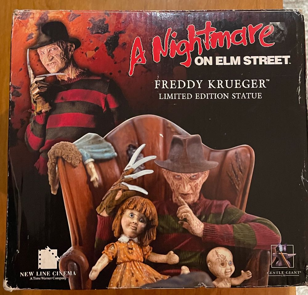 Gentle Giant: A Nightmare On Elm Street Freddy Krueger Limited Edition Statue - Gentle Giant (A Nightmare On Elm Street 3: Dream Warriors) action figure collectible [Barcode 871810004942] - Main Image 2