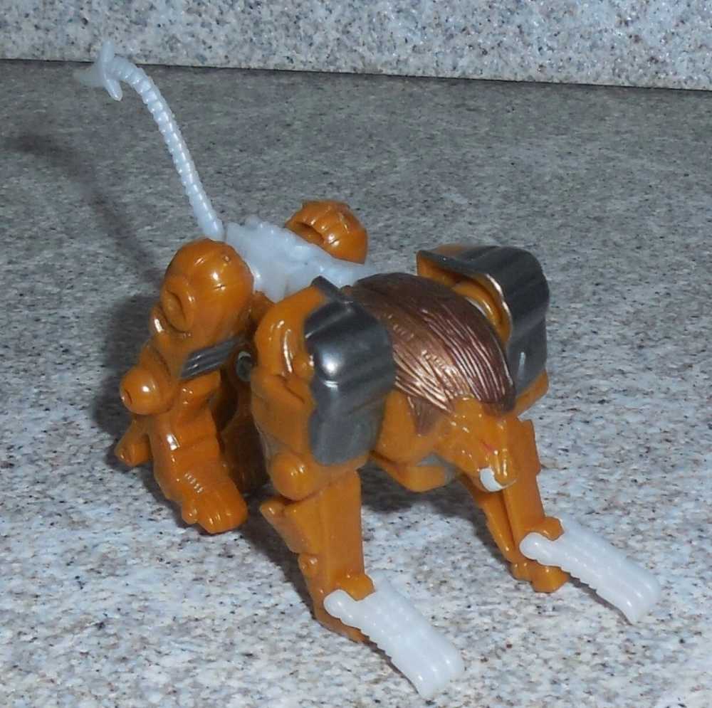 Leo Breaker Legends - Hasbro (Cybertron) action figure collectible - Main Image 2