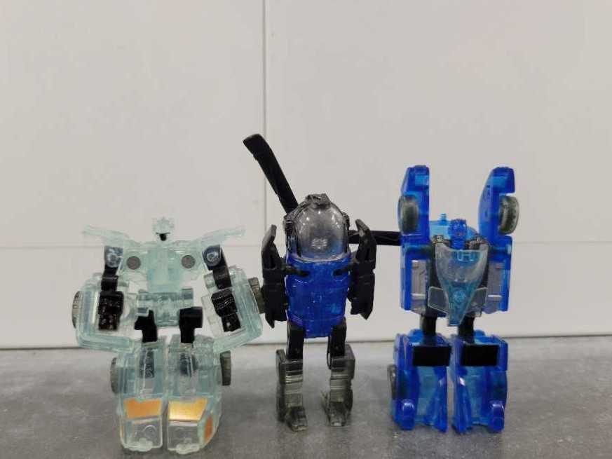 Six Speed With Jolt And Reverb Shadow Recon Team - Hasbro (Cybertron) action figure collectible - Main Image 4