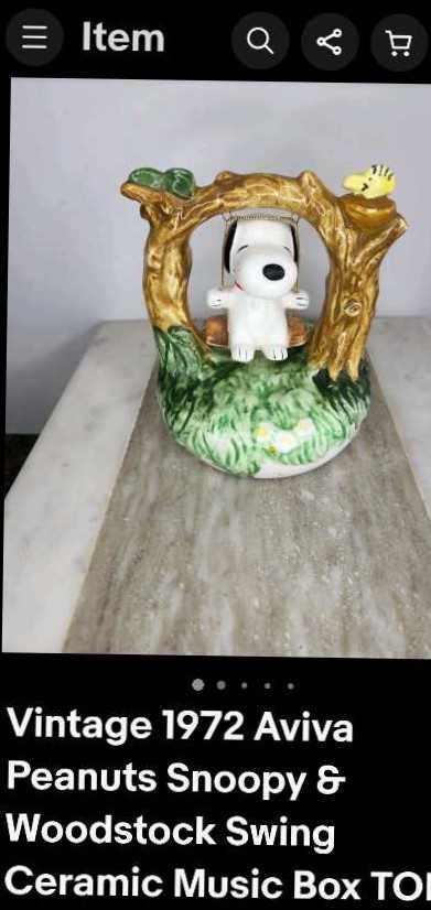 Snoopy Swing Music Box  action figure collectible - Main Image 3