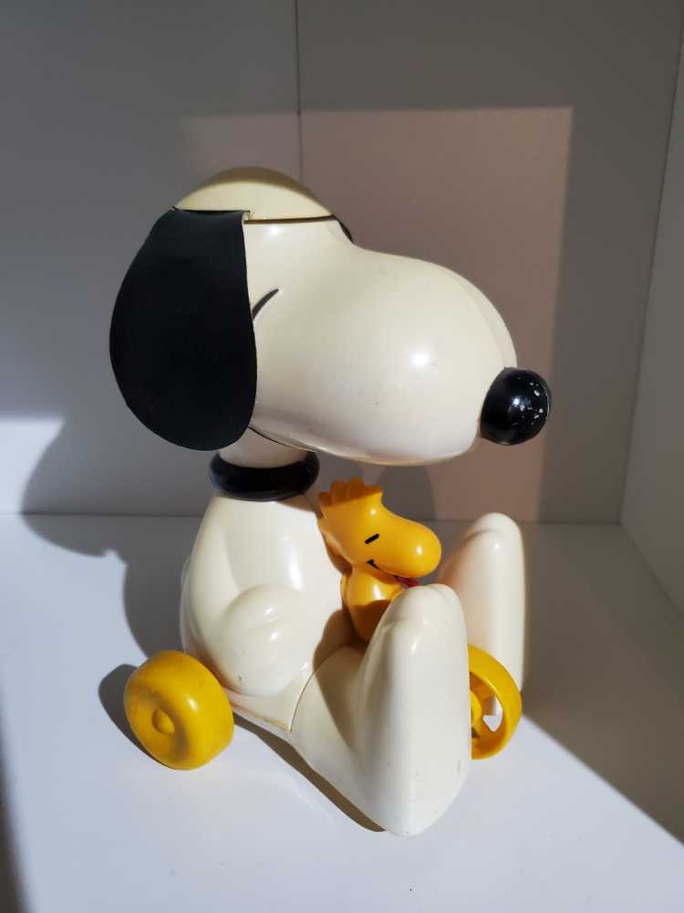 Snoopy Pull Along  action figure collectible - Main Image 2