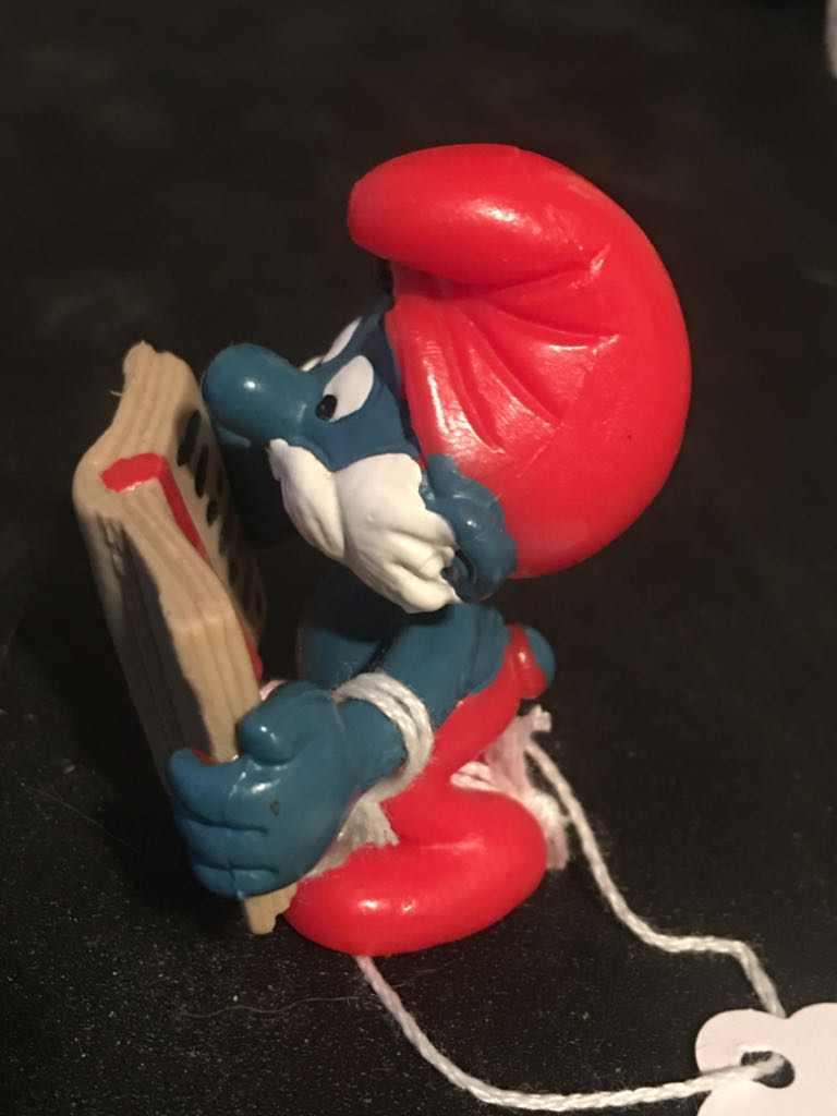 Smurfs: Magicbook Papa Smurf  action figure collectible - Main Image 2