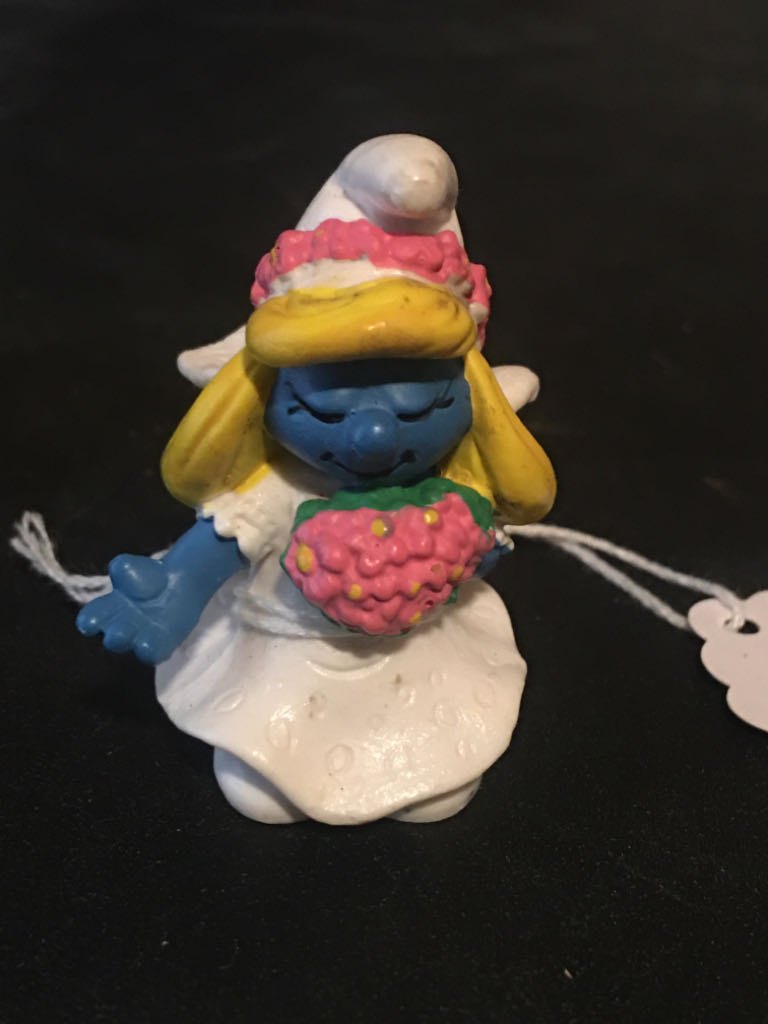 Smurfs: Bride Smurfette  action figure collectible - Main Image 1