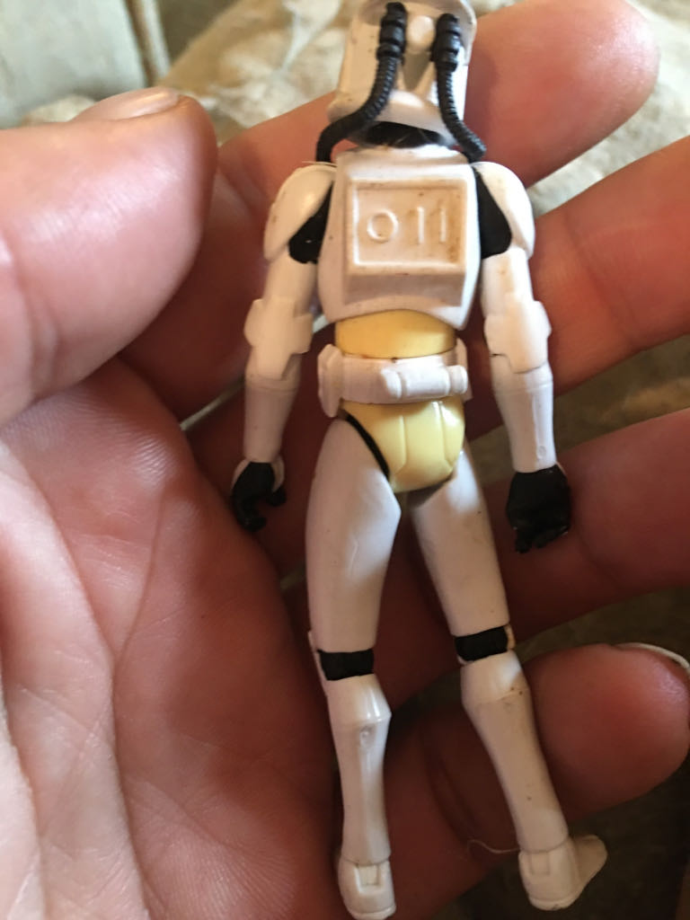 Commander Odd Ball  action figure collectible - Main Image 2