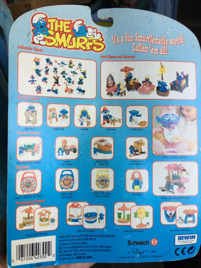 Smurfs: Papa Smurf In Rocking Chair  action figure collectible [Barcode 061206403002] - Main Image 2