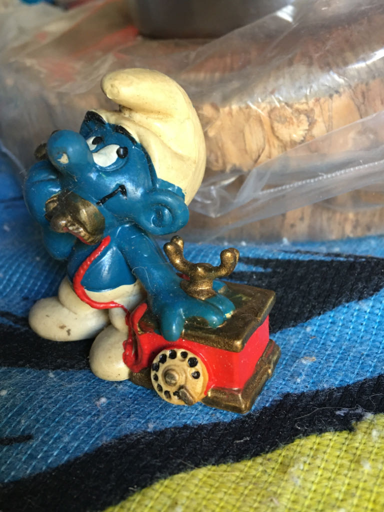 Telephone Smurf  action figure collectible - Main Image 2