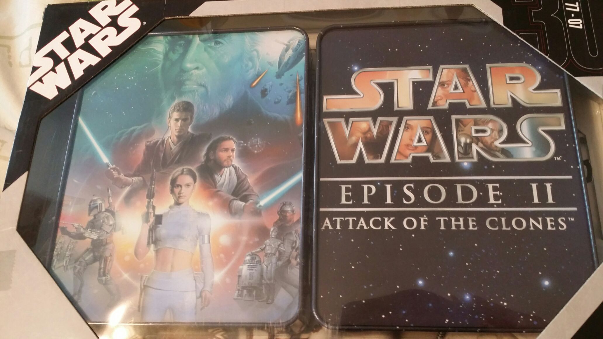 Commemorative Tin Collection (Attack of the Clones) - Hasbro (Attack Of The Clones) action figure collectible [Barcode 653569290650] - Main Image 2