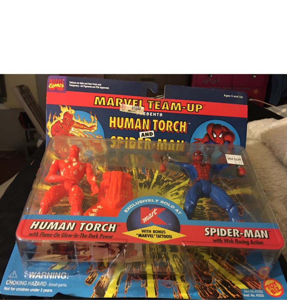 Lemax Spooky Town Graveyard Bouquets Set Of 2 #32114