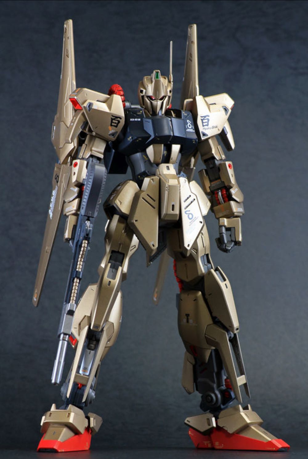 Hyaku Shiki MG Gundam Z Ver 2.0 - Bandai (Gundam) action figure collectible - Main Image 2